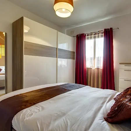 Modern In Qawra, St Paul's Bay *
