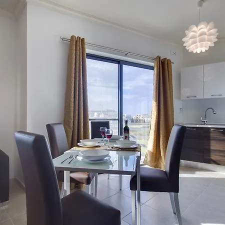 Modern In Qawra, St Paul's Bay Apartamento